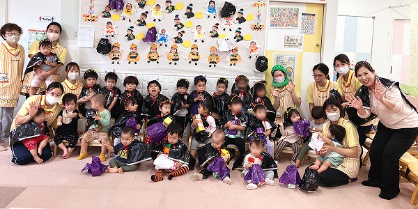 ほほえみキッズ園はしまのハロウィーンイベント記念撮影